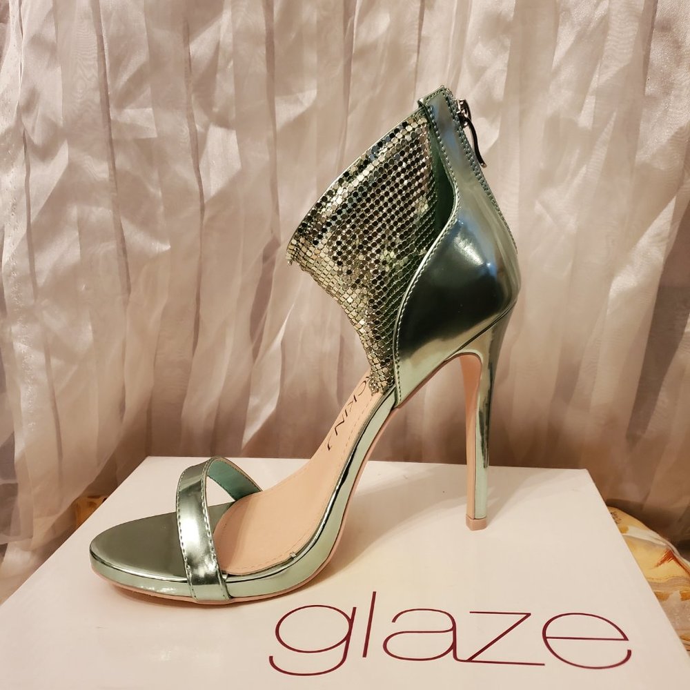 Ice Green with Shimmer heels